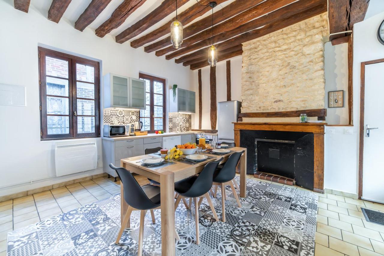 Apartamento Au Coeur De Joigny Exterior foto